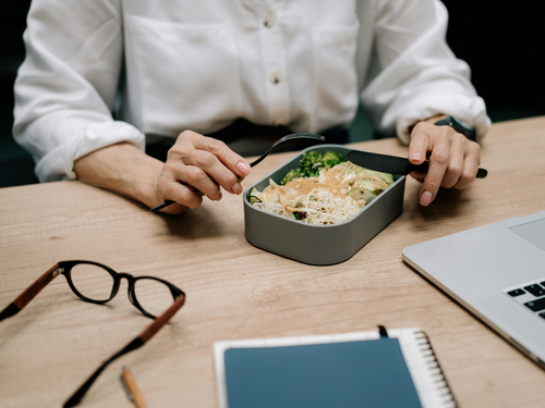 As melhores dicas de alimentação saudável para o trabalho