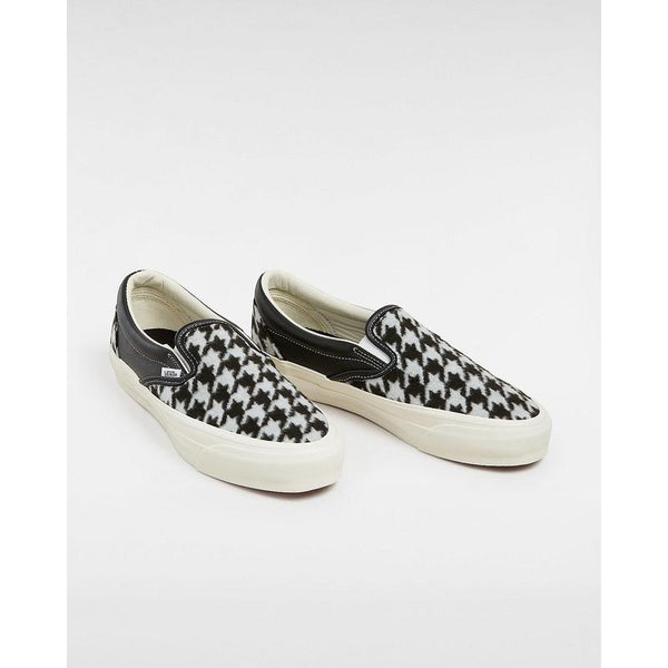 Ténis Premium Slip-On 98 Vans Preto