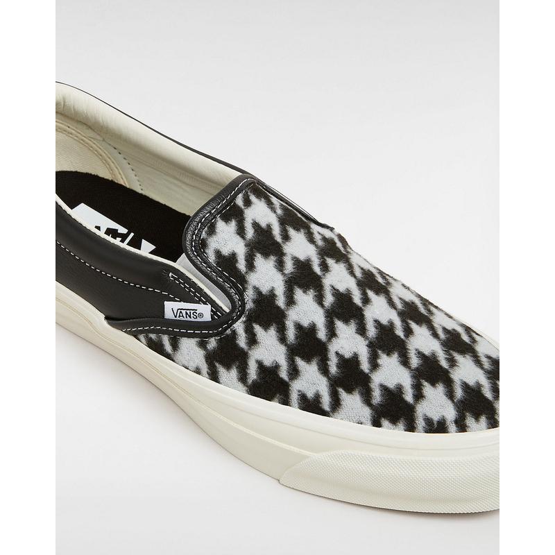 Ténis Premium Slip-On 98 Vans Preto